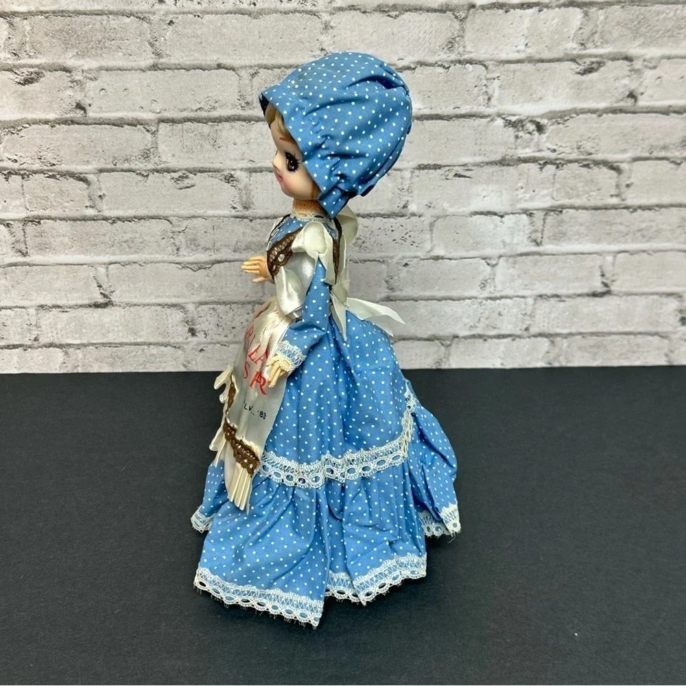 Vintage 1983 New Orleans World's Fair Big Eyes Doll Dress Bonnet Stand 10 in.